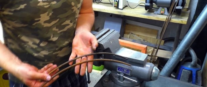 Изработка на мобилна печка от варел за изгаряне на градински отпадъци