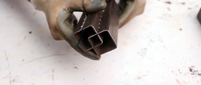 Como fazer uma conexão dobrável de tubos perfilados sem soldagem