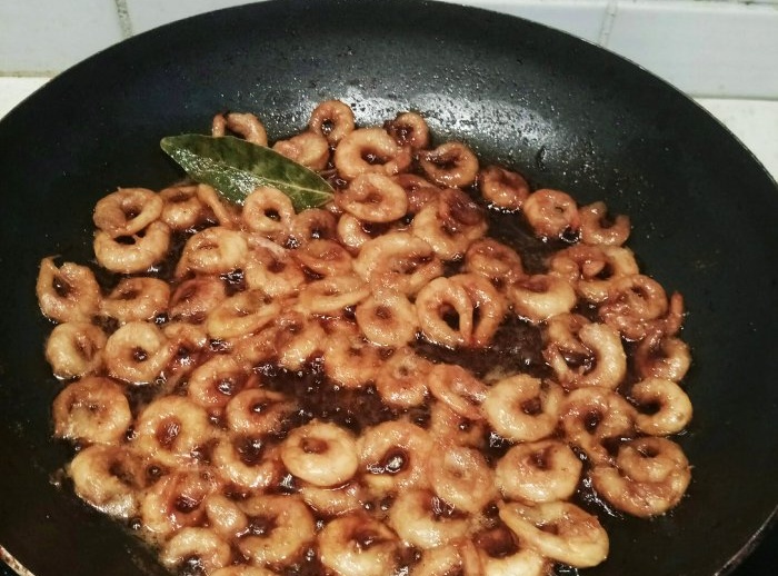 Je ne cuisine plus les crevettes, la friture est plus savoureuse et plus rapide.