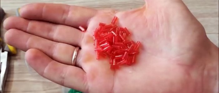 Cách làm hạt từ chai nhựa