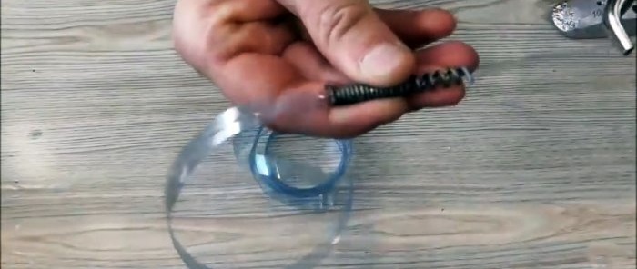 Hvordan lage perler fra plastflasker