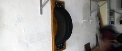 Making a wall-mounted compact boxing trainer from a tire