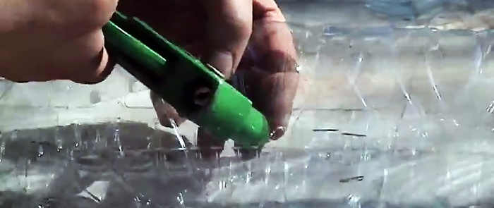 Cum să faci un acoperiș din sticle de plastic