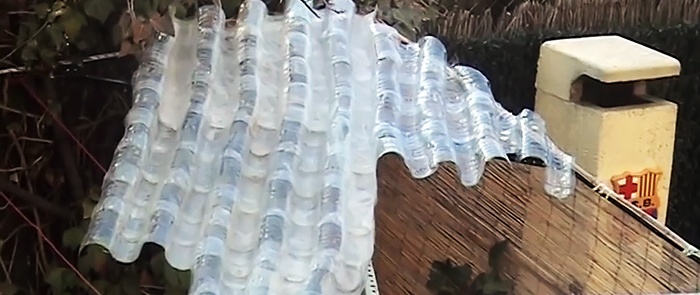 How to make a roof from plastic bottles