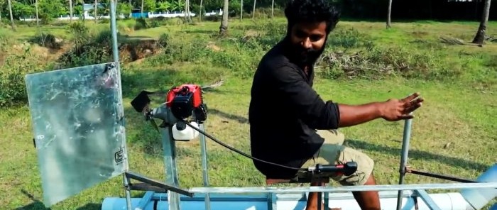 How to make a boat from PVC pipes and a trimmer engine