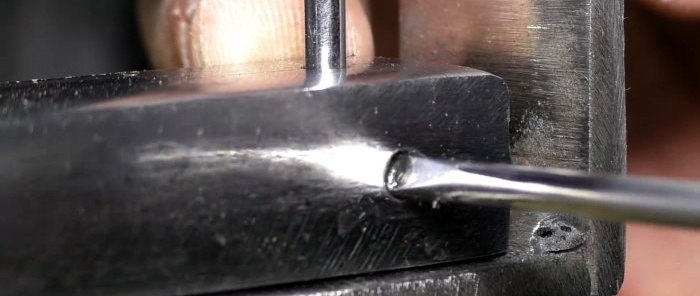 How to make a miniature drilling machine