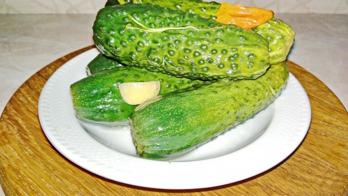 Quick-cooking lightly salted cucumbers - the easiest way to pickle them