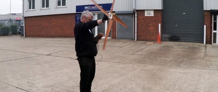 How to make the simplest wind generator blades