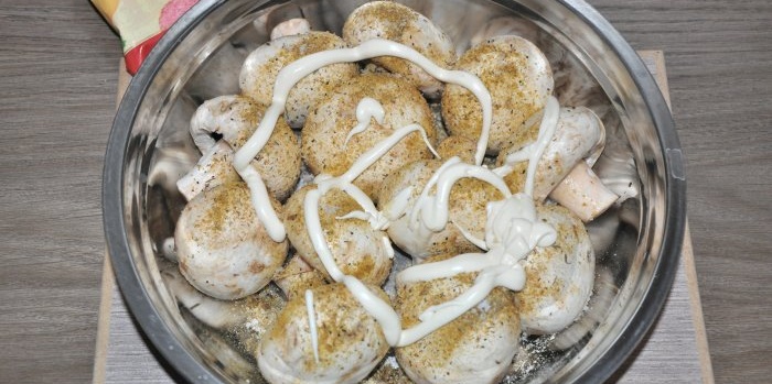 Cara acar champignons untuk hasil yang lazat