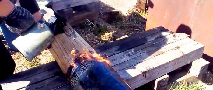 Cum să impermeabilizați stâlpii din lemn pentru a dura pentru totdeauna