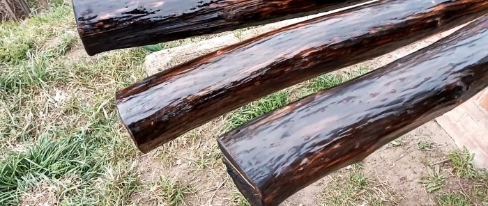 Заштита дрвених стубова са ПЕТ боцама за пени