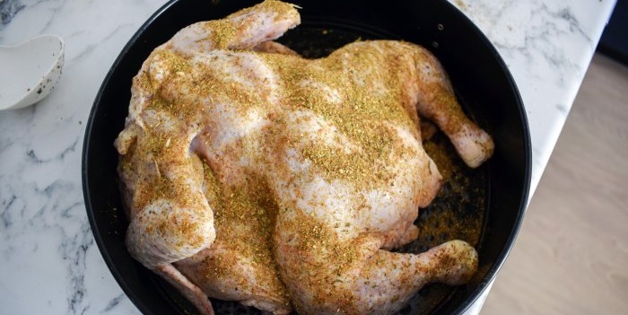 Gegrilde kip kun je bereiden in een gewone oven die deze functie niet heeft.
