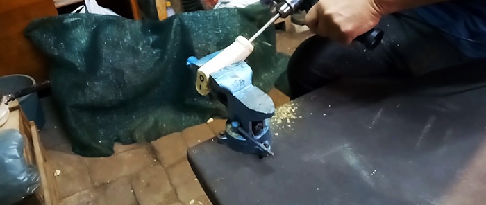 Now it has become convenient to work with a simple modification of the grinder
