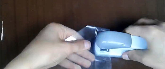 كيفية صنع ريشة ريح بسيطة من زجاجة PET في 5 دقائق