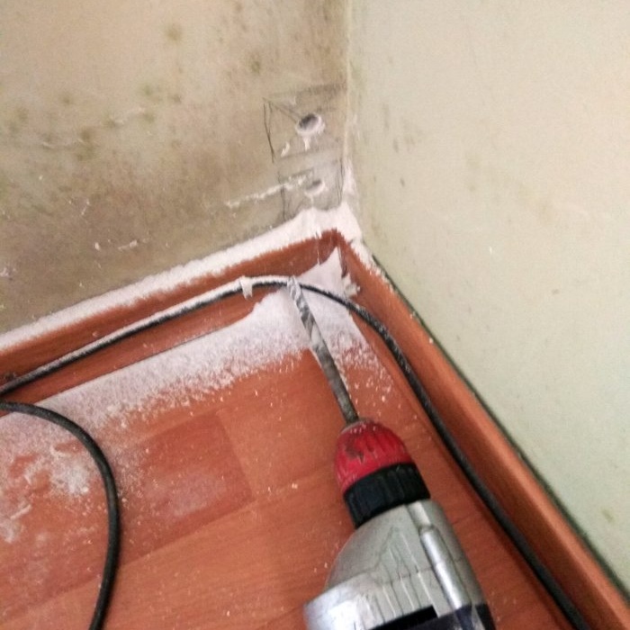 Comment percer correctement des trous dans le mur pour les tuyaux