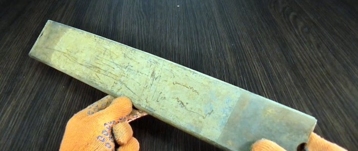 Cómo hacer un cuchillo finlandés sencillo y eficaz a partir de un resorte