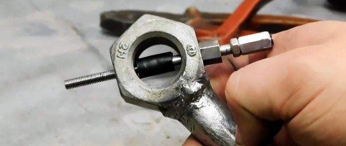 Comment fabriquer une riveteuse filetée à partir d'un écrou ordinaire