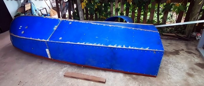 How to make a big boat from plastic barrels