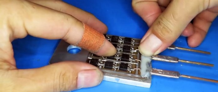 Com fer un transistor enorme i potent amb les vostres pròpies mans