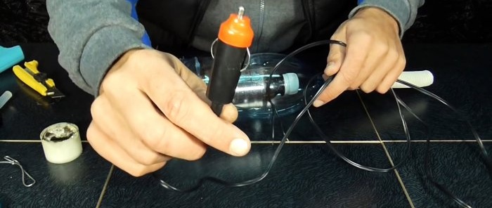 Cómo hacer una potente aspiradora de 12 V con botellas de plástico