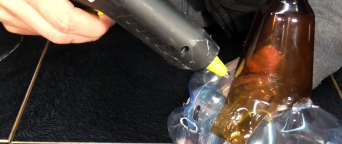 Sådan laver du en kraftig 12V støvsuger af plastikflasker