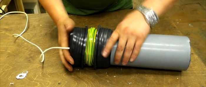 The most powerful blower made from PVC pipes and an old vacuum cleaner