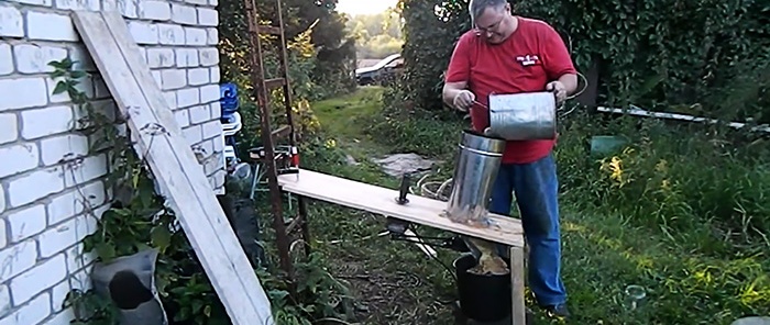 Cómo hacer una trituradora de frutas accionada por una amoladora angular.