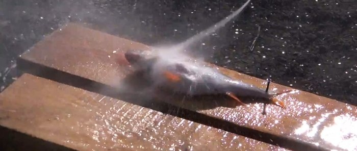 Cum să curățați o găleată de pește în 15 minute