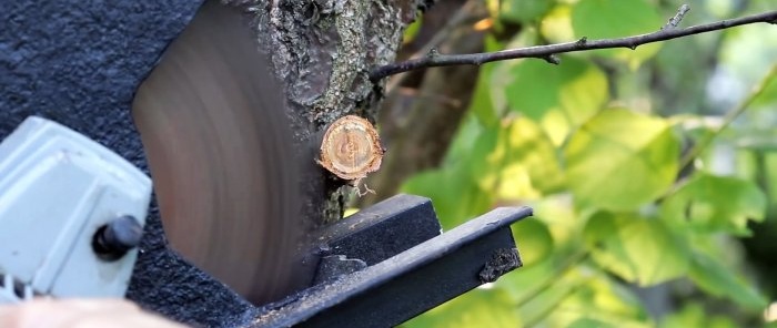 Gręžimo priedas, pagamintas iš seno šlifuoklio, skirtas medienai pjauti