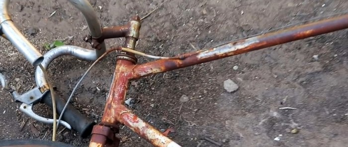 Hvordan lage en tverrkappemaskin av en gammel sykkel og en vinkelsliper