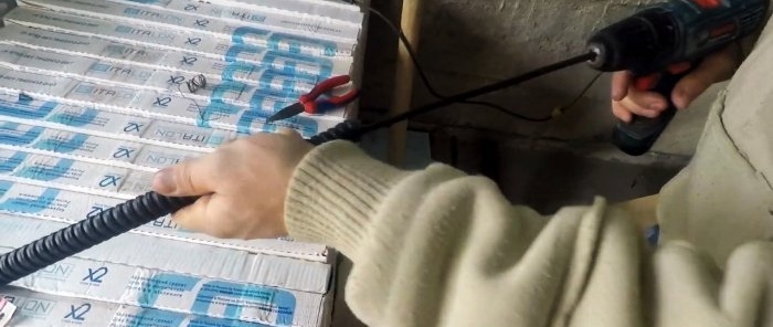 Sådan laver du en betonvibrator fra skrald
