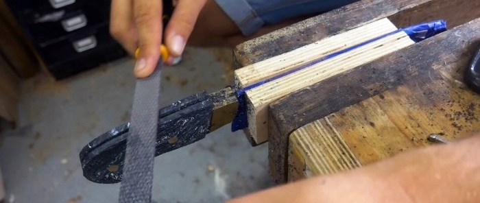 Comment fabriquer un manche de couteau très cool à partir de déchets plastiques