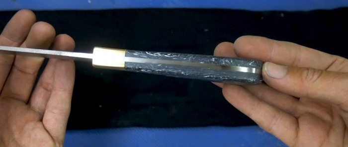 كيفية صنع مقبض سكين رائع جدًا من النفايات البلاستيكية
