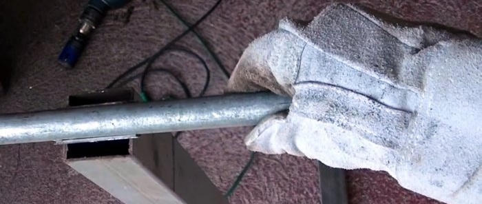 Cara membuat pengadun konkrit dengan mekanisme lipatan dari tong