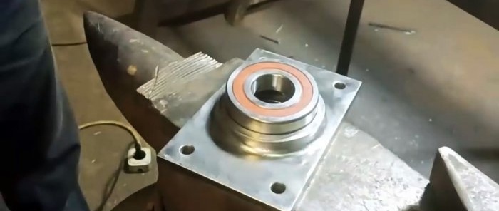 Cách làm vỏ chất lượng cao để lắp ổ trục mà không cần máy tiện