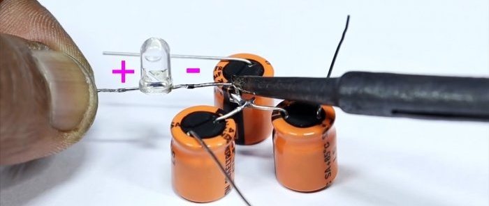 How to assemble a three-LED flasher powered by 220 V