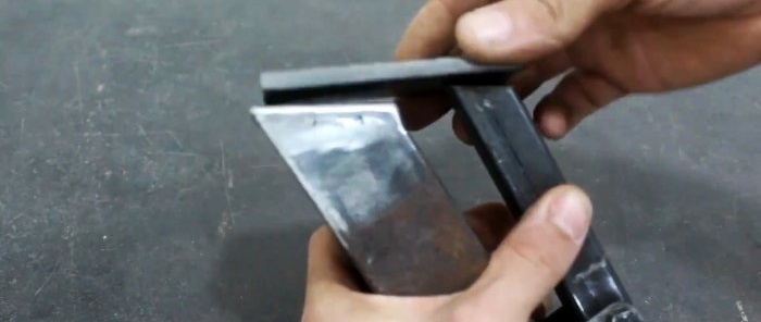 Sada je prikladno oštriti noževe, kako napraviti jednostavan uređaj za oštrenje