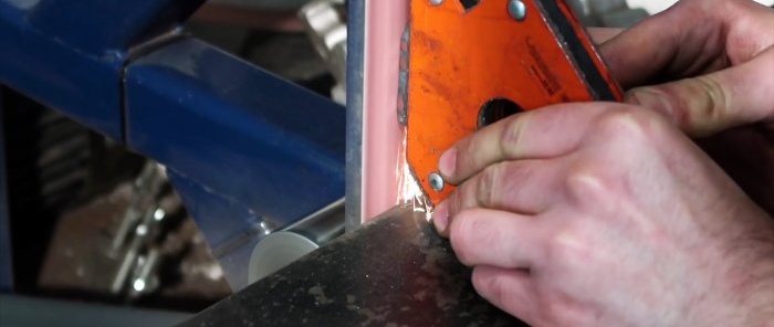 Cómo forjar un cortador a partir de una bola de rodamiento.