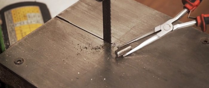 Jak zrobić narzędzie do montażu kutych nitów ze sprężyny i łożyska amortyzatora