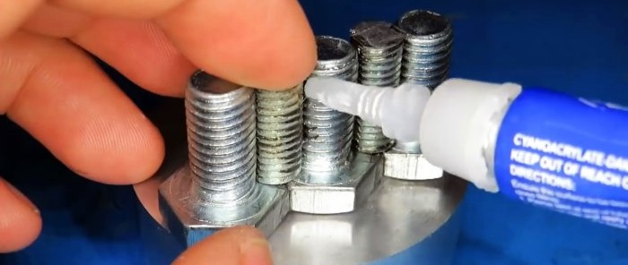 Comment fabriquer un simple générateur 220V de vos propres mains