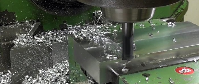 Cómo hacer cubiertas prismáticas de aluminio para tornillos de banco