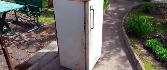 Πόσα παλιοσίδερα μπορείτε να πάρετε από ένα παλιό σοβιετικό ψυγείο;