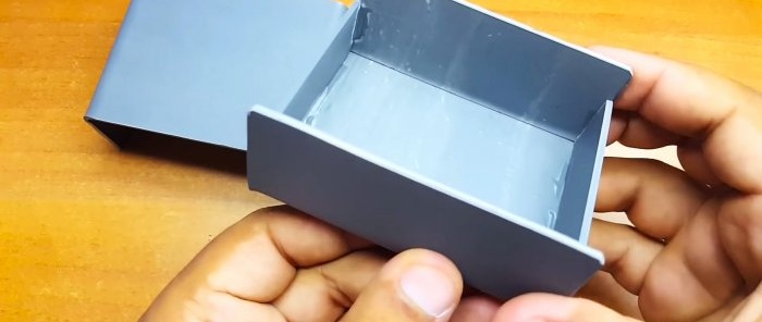 كيفية صنع علبة الالكترونيات من الأنابيب البلاستيكية