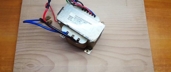 Jak vyrobit pouzdro na elektroniku z PVC trubky