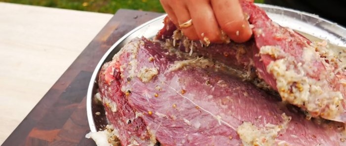 Bir çukurda 5 kg et tek parça halinde nasıl pişirilir?