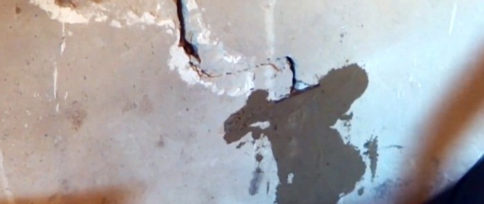 Hoe je een uitzettende scheur in een muur repareert, zodat deze niet meer verschijnt