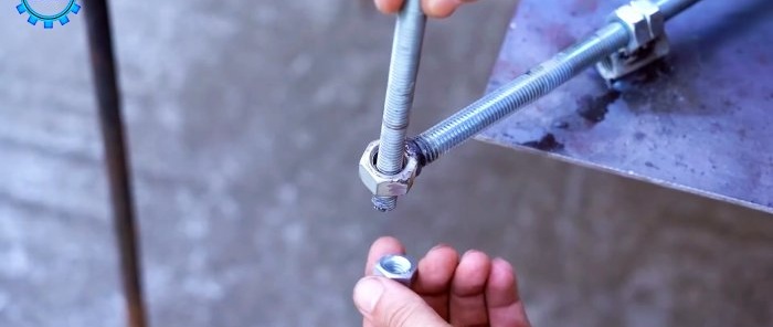 Cómodo accesorio para zapatas de freno para soldar tubos en ángulo recto