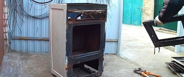 Ile można zarobić demontując starą kuchenkę gazową na złom?