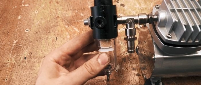 Comment fabriquer un récepteur pour un compresseur d'aérographe à partir de bombes aérosols