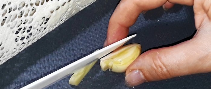 How to chop garlic to make it as healthy as possible